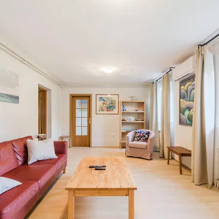 Labod, Unique At The Vila Most Na Soci