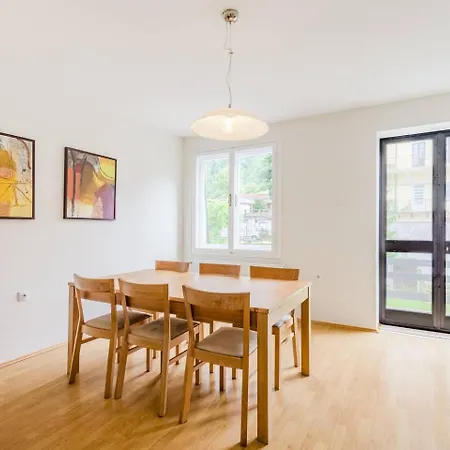 Labod, Unique At The Villa