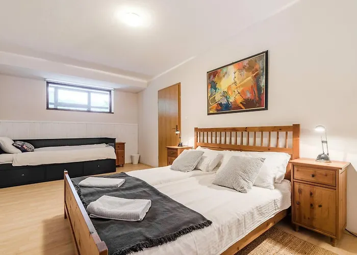 Villa Labod, Unique At The *