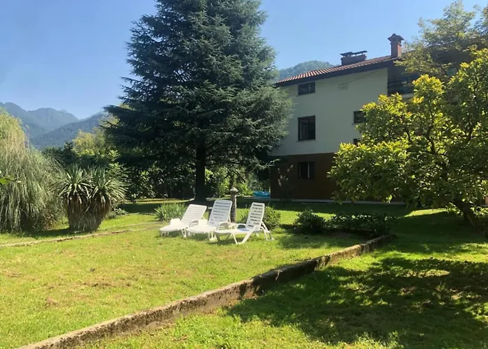 Labod, Unique At The Villa