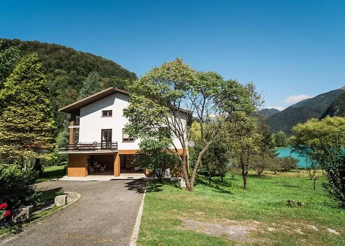 Villa Labod, Unique At The *